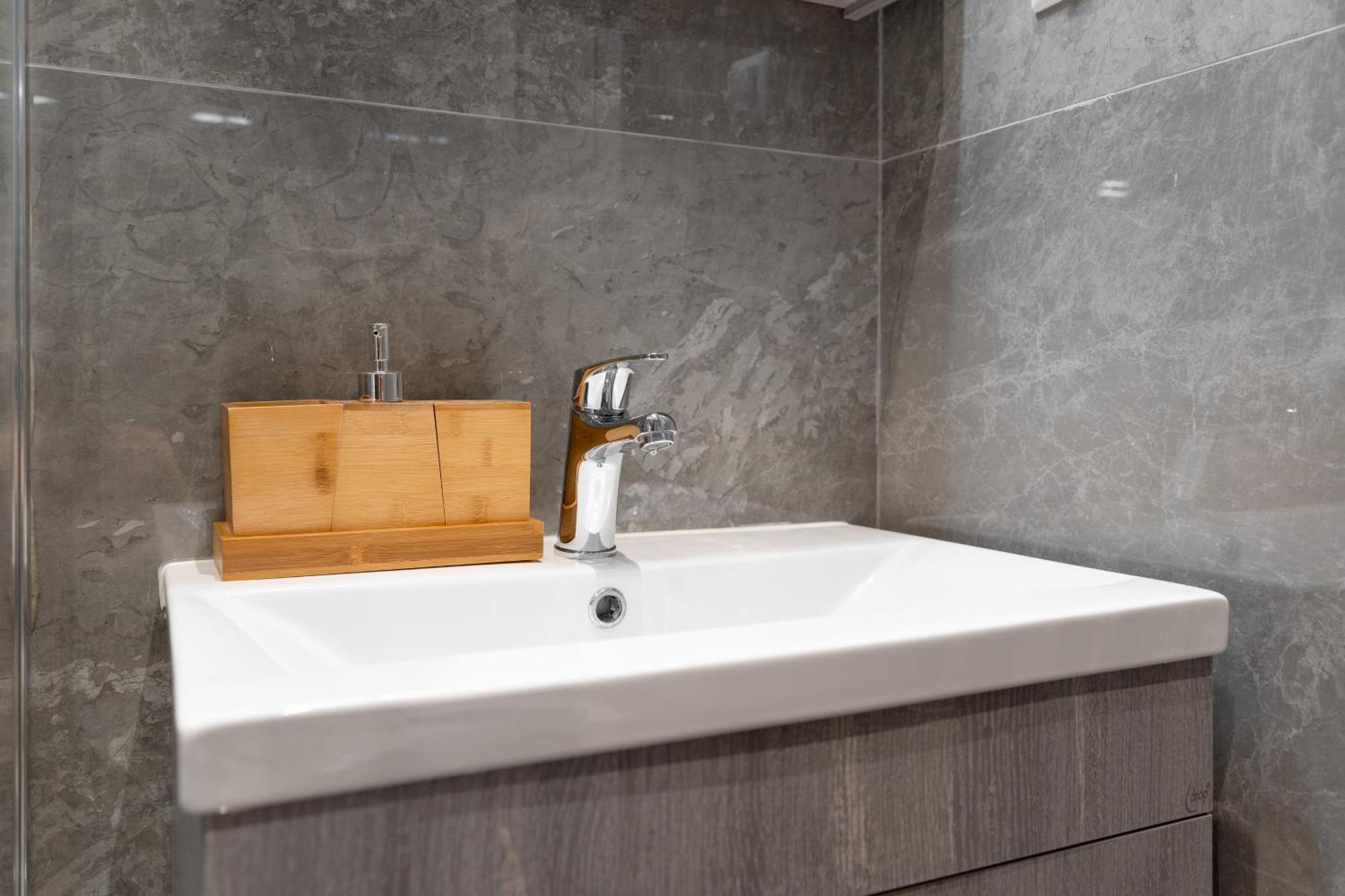 Cosy 2Br Apartment Next To Bars & Restaurants Atene Esterno foto